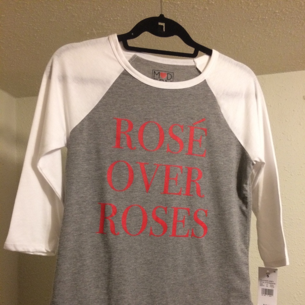 Women's 3/4 Sleeve T-Shirt - Various Sizes NWT